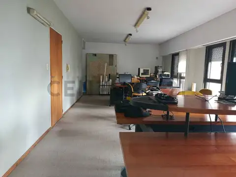 57 e/10 y 11 700, Piso 7