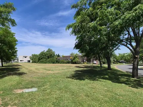 Terreno en esquina - Canton Norte