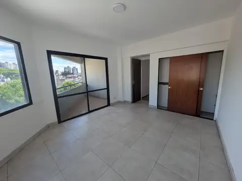 Departamento en Alquiler con 1 cocheras