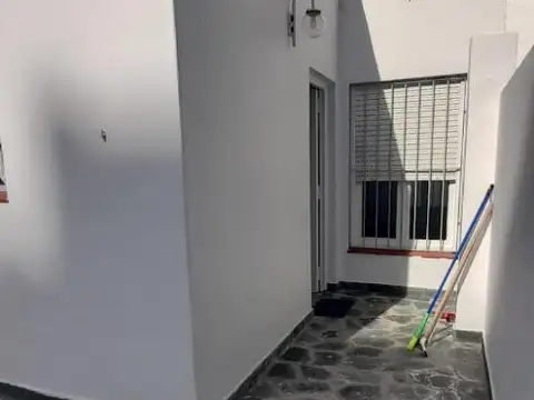Depto Tipo Casa en Alquiler de 2 dormitorios