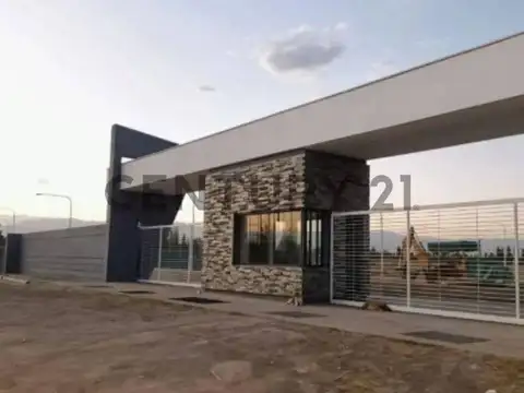 SE OFRECE A LA VENTA LOTE CON CESION EN BARRIO COOPERATIVA 13, LULUNTA.