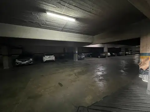 Cochera en Venta Cubierta