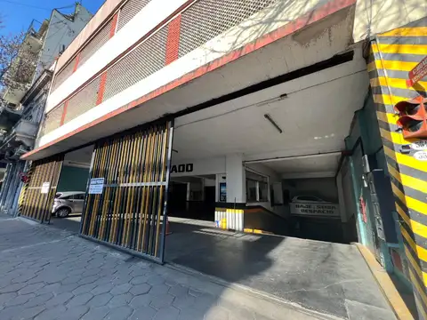 EXCELENTE COCHERA EN VENTA