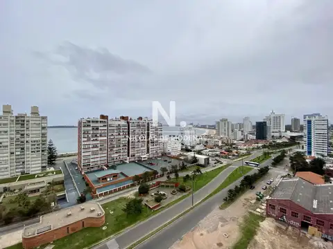 Apartamento en Torre Imperiale