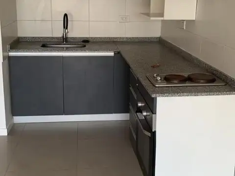 Departamento en Alquiler en Lanus Oeste, $ 400.000