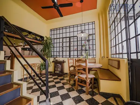 Casa 5 ambientes con 3 baños