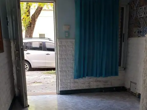 Casa - Rosario- VENTA-  ALQUILER-CASTELLANOS AL 300