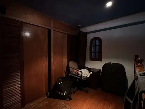 Depto Tipo Casa 4 ambientes con 2 baños