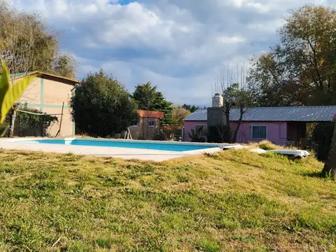 Casa 6 ambientes con 1 baño