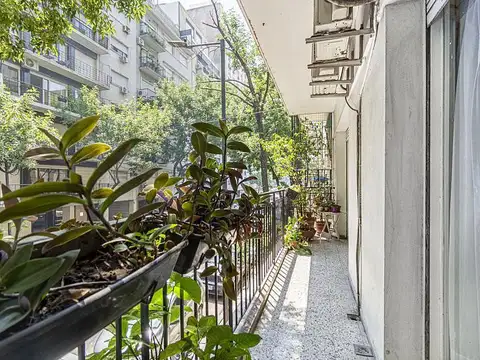 Bustamante y Libertador , 4 AMBIENTES AL FRENTE CON LUZ , BALCON IMPECABLE