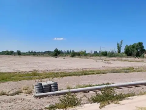 Terreno en Venta en Lunlunta, USD 18.000