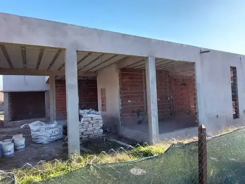 Venta de Casa en Country Barrancas de Iraola – J.M. Gutiérrez, Berazategui