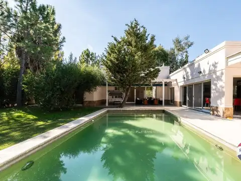 VENTA CASA 4 AMB CAMPOS DE ROCA VENTA CASA PILETA