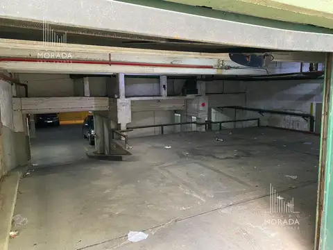 Venta  Cochera en  San Isidro Centro