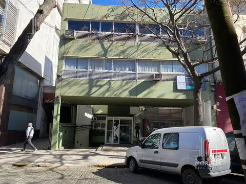Venta  Cochera en  San Isidro Centro