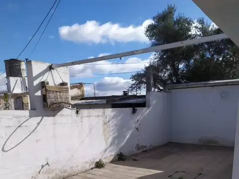 Depto Tipo Casa en Venta con 1 cochera