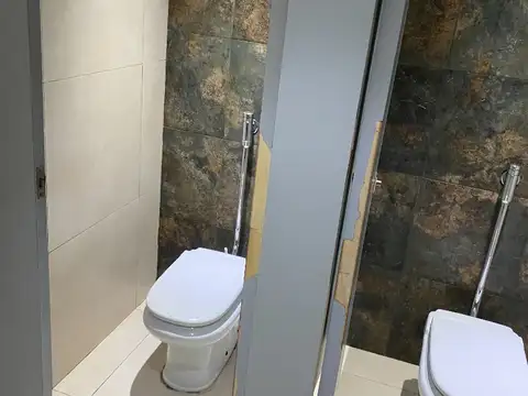 Av. Huergo 1335 CABA - Excelente edificio en block de 2443 m2 -