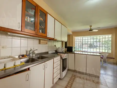Casa en Venta en Olivos Vias/Maipu, USD 459.000