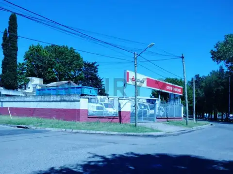 Colectora Acceso Oeste 7900, Piso 0