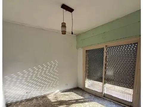 Depto Tipo Casa en Alquiler en Loma Hermosa, $ 600.000