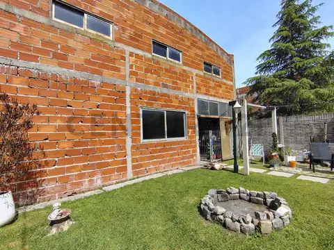 Galpon en Venta en La Plata, USD 105.000