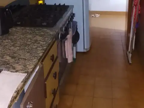 Pje Pailebot Davison 3800, Piso 1