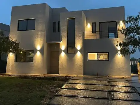 Casa en Venta de 5 dormitorios