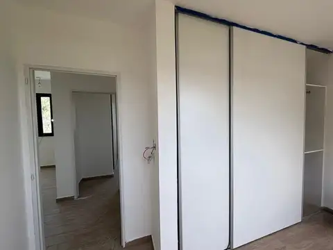 Casa en Venta en Pilar del Este - Santa Lucia, USD 215.000