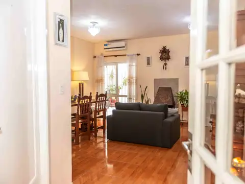 Depto Tipo Casa en Venta de 4 ambientes