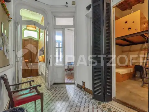 Depto Tipo Casa en Venta de 13 dormitorios