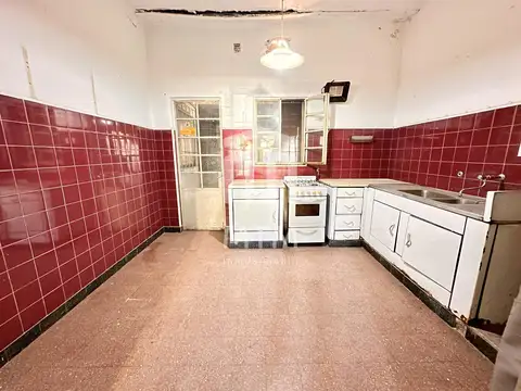 Casa 4 ambientes con 1 baño