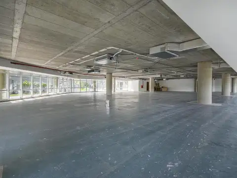 Alquiler oficina en San Isidro Plaza, Martínez