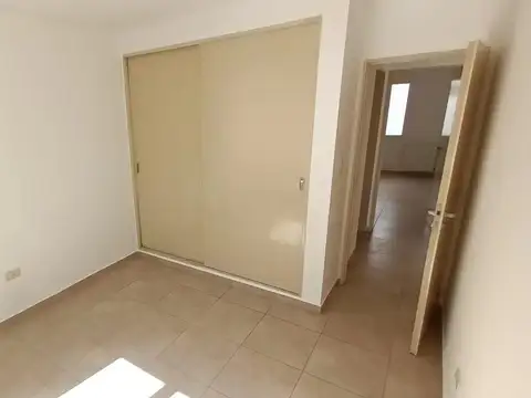 Departamento en Alquiler en Santa Genoveva, $ 1.700.000