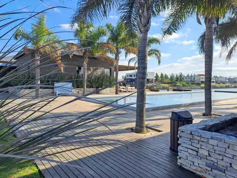 Bº El Naudir, Ruta 25, Escobar