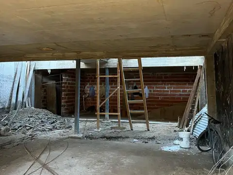 Cocheras en construccion en Barrio Candioti Norte