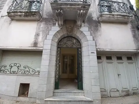 Gobernador Crespo 2600