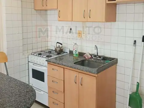 Pedro Lozano 3000, Piso 5