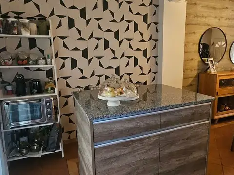 Depto Tipo Casa en Venta con 2 cocheras