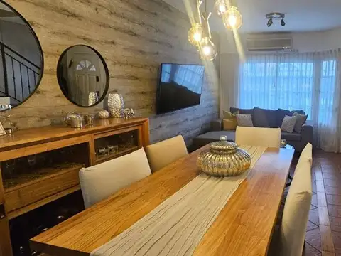 Depto Tipo Casa en Venta de 4 ambientes