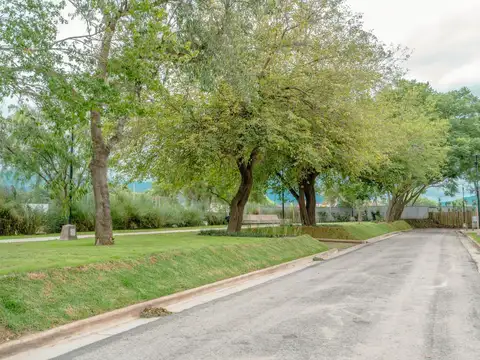 Casa en Venta en Praderas De San Lorenzo, USD 270.000