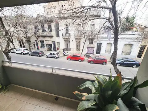 Casa con Local Comercial en Venta