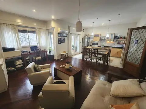 Casa con Local Comercial en Venta