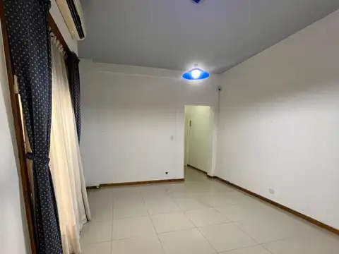 Depto Tipo Casa en Alquiler de 2 dormitorios