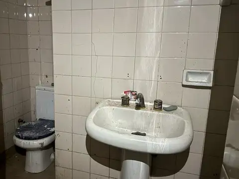 Local en Venta 60 años