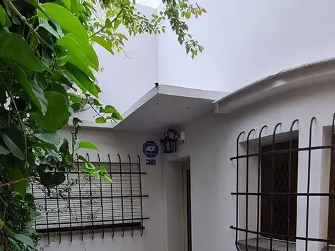 José Ingenieros 1800