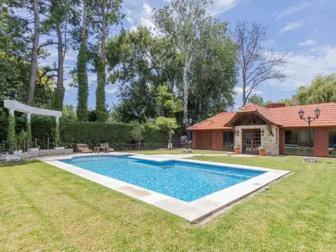 Avenida Soberanía Nacional 1800