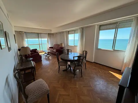 Departamento 4 amb en Varese