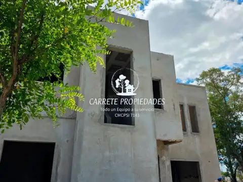 Casa 4 ambientes con 1 baño