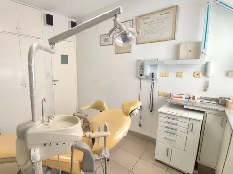 Oficina 3 ambientes con 1 baño