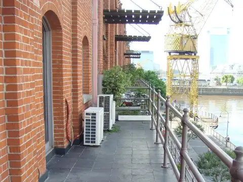 Alicia M Justo al 800